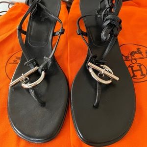 VINTAGE HERMÈS CALFSKIN/PALLADIUM HARDWA RE WRAPAROUND SANDALS